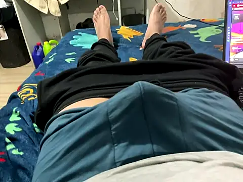 elvis0966 online show from September 2025 03:41:02 AM