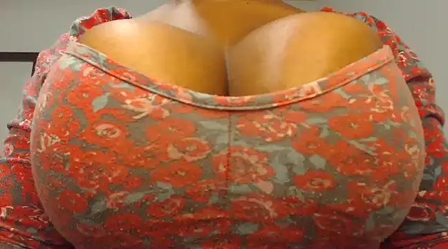 Snapshot of biggracie chatting on February 2025 10:00:01 AM biggracie online show from February 2025 10:00:01 AM