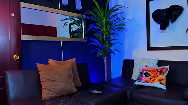 Snapshot of Markboyl chatting on January 2025 12:27:02 PM Markboyl online show from January 2025 12:27:02 PM