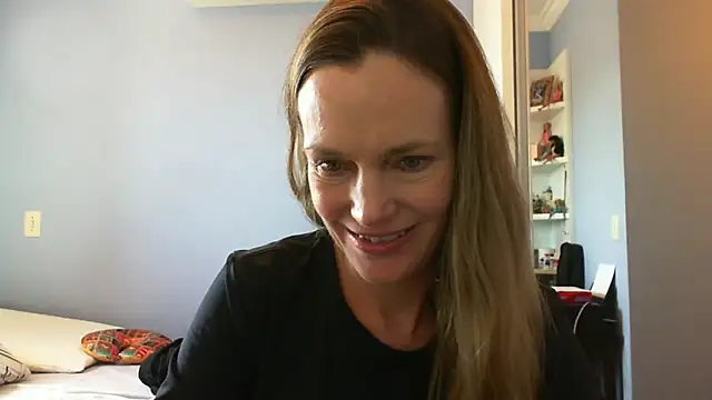 Annylove1 online show from September 2025 03:47:02 PM