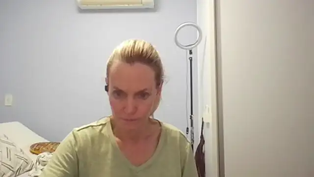 Annylove1 online show from March 2026 12:56:02 AM