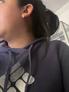 Hannahoff online show from February 2025 07:11:01 PM