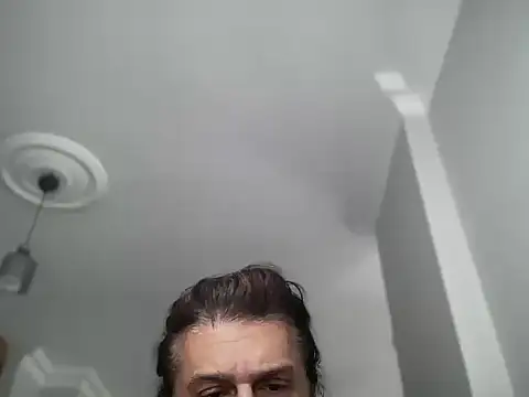 Snapshot of ALPHANDRE chatting on November 2025 08:03:02 AM ALPHANDRE online show from November 2025 08:03:02 AM