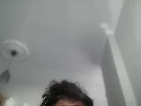 Snapshot of ALPHANDRE chatting on November 2025 08:29:02 AM ALPHANDRE online show from November 2025 08:29:02 AM