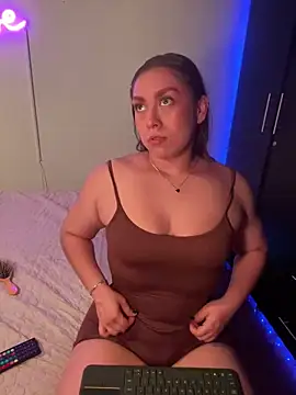 Snapshot of Im_sophiie chatting on February 2025 09:13:02 AM Im sophiie online show from February 2025 09:13:02 AM