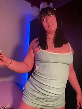 Snapshot of Im_sophiie chatting on February 2025 05:48:02 AM Im sophiie online show from February 2025 05:48:02 AM