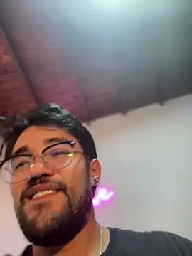 Snapshot of Im_sophiie chatting on February 2025 06:03:01 AM Im sophiie online show from February 2025 06:03:01 AM