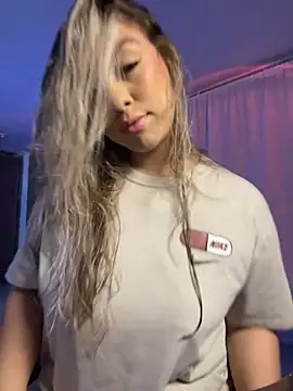 Snapshot of Im_sophiie chatting on September 2025 06:39:02 AM Im sophiie online show from September 2025 06:39:02 AM