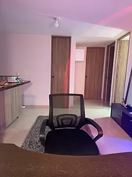 Snapshot of Im_sophiie chatting on October 2025 06:32:02 AM Im sophiie online show from October 2025 06:32:02 AM