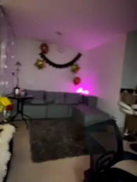 Snapshot of Im_sophiie chatting on January 2026 06:37:02 AM Im sophiie online show from January 2026 06:37:02 AM