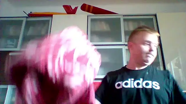 Matttthees online show from September 2025 03:00:02 PM