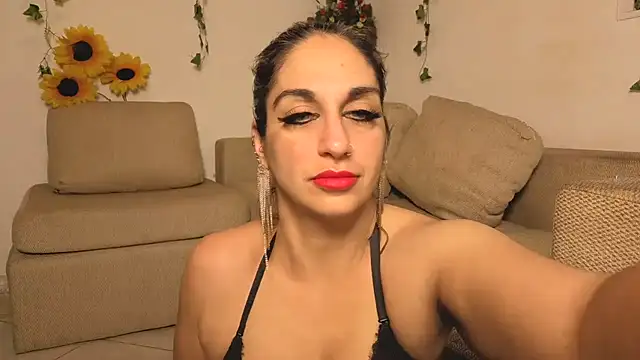 Bellydancerhot online show from May 2026 05:35:01 AM