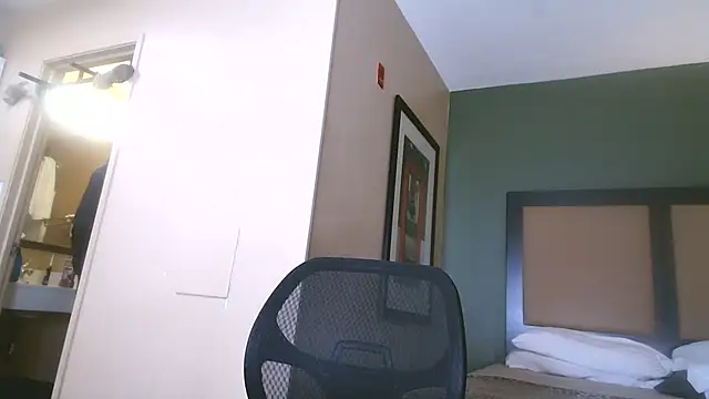 bobbiebone1xh online show from February 2026 08:15:01 PM