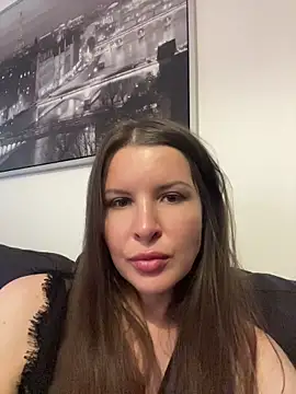 angeladarkk online show from July 2026 11:29:02 AM