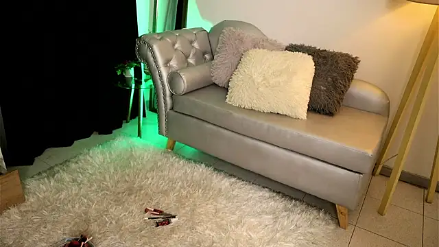 Valeriestyle online show from September 2025 04:03:01 AM