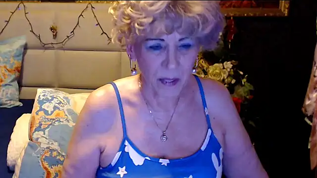 HappyWomanOn online show from March 2025 07:31:02 PM