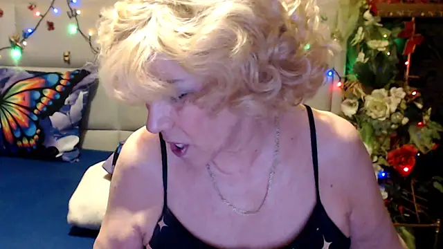 HappyWomanOn online show from May 2026 09:14:01 AM