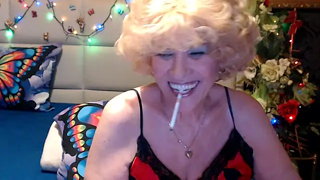 HappyWomanOn online show from May 2026 08:38:02 PM