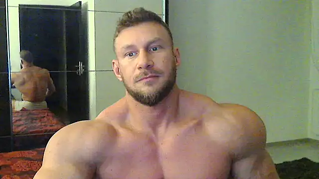 muscularkevin online show from December 2024 02:06:02 PM