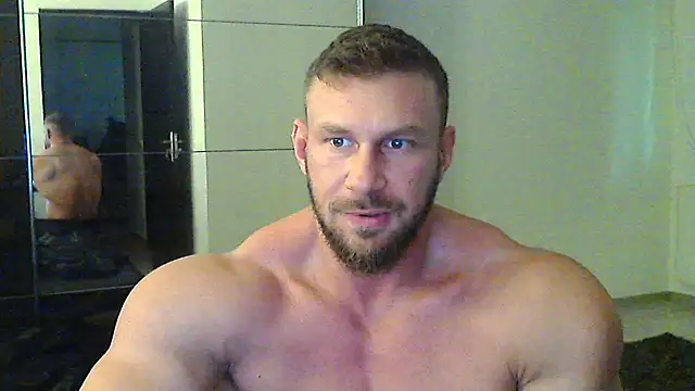 muscularkevin online show from February 2025 02:33:02 PM