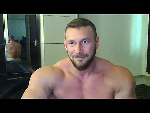 muscularkevin online show from October 2025 01:31:02 PM