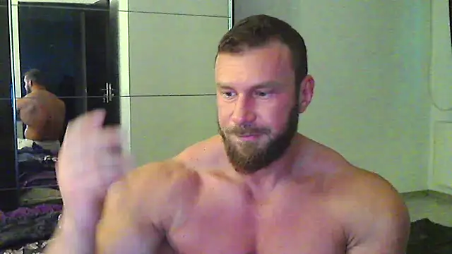 muscularkevin online show from May 2026 03:35:02 AM