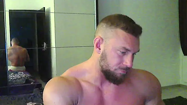 muscularkevin online show from May 2026 03:24:02 AM
