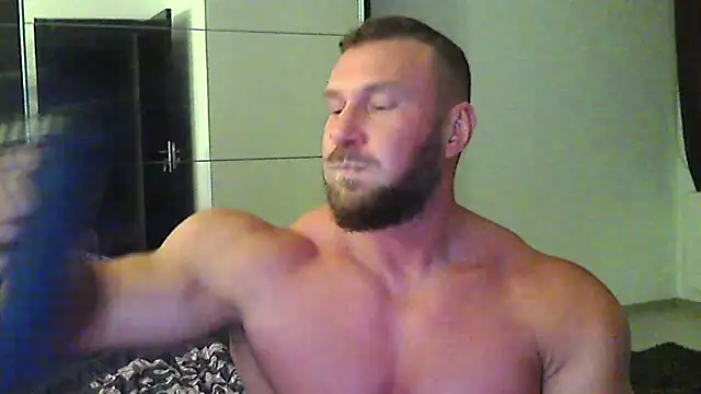 muscularkevin online show from May 2026 03:24:02 AM