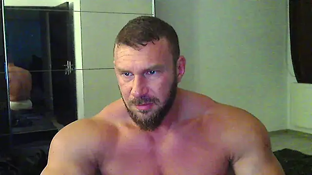 muscularkevin online show from May 2026 03:24:02 AM