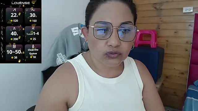 Snapshot of Katha_Marck chatting on November 2025 04:16:02 PM Katha Marck online show from November 2025 04:16:02 PM