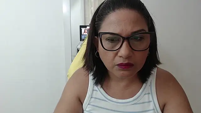 Snapshot of Katha_Marck chatting on January 2026 12:31:01 PM Katha Marck online show from January 2026 12:31:01 PM