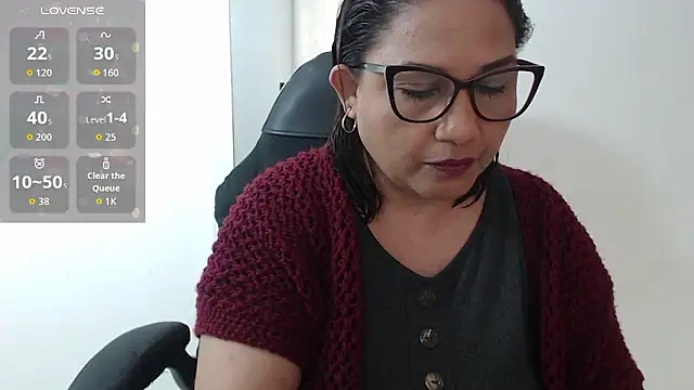 Snapshot of Katha_Marck chatting on January 2026 01:24:02 PM Katha Marck online show from January 2026 01:24:02 PM