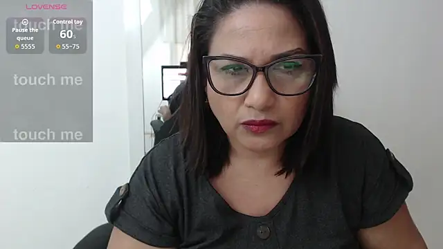 Snapshot of Katha_Marck chatting on February 2026 12:43:02 PM Katha Marck online show from February 2026 12:43:02 PM