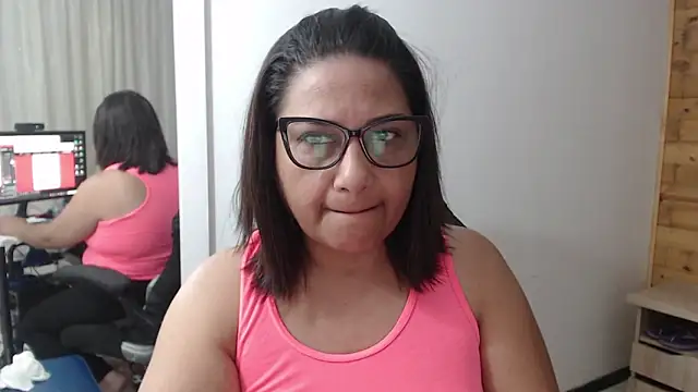 Snapshot of Katha_Marck chatting on February 2026 09:56:01 AM Katha Marck online show from February 2026 09:56:01 AM