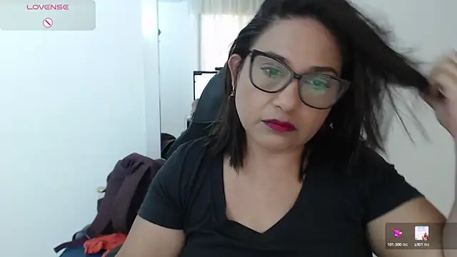 Snapshot of Katha_Marck chatting on February 2026 01:29:02 PM Katha Marck online show from February 2026 01:29:02 PM