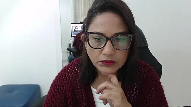 Snapshot of Katha_Marck chatting on February 2026 12:45:02 PM Katha Marck online show from February 2026 12:45:02 PM