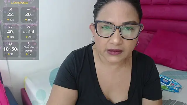 Katha Marck online show from May 2026 12:44:02 PM