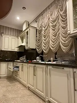 Amazoniiaa online show from March 2025 04:10:01 PM