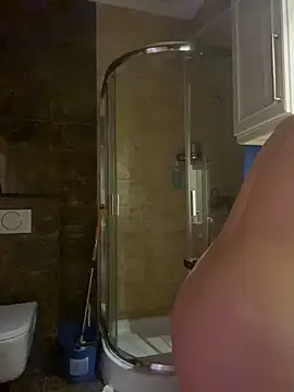 Amazoniiaa online show from March 2025 10:14:01 AM