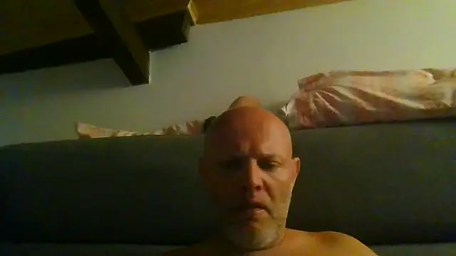 davigochi77bcn online show from October 2025 08:40:02 PM