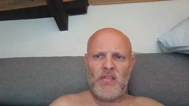 davigochi77bcn online show from November 2025 11:17:01 PM