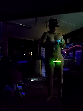 Snapshot of Hotredheadandtoungelasher chatting on November 2025 11:42:02 AM Hotredheadandtoungelasher online show from November 2025 11:42:02 AM