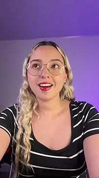 Irisweet  online show from January 2026 12:59:01 AM