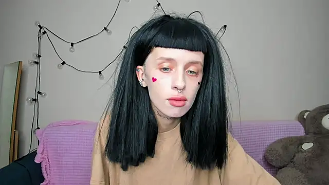 Snapshot of FlowerOfSin2001 chatting on October 2025 02:45:02 PM FlowerOfSin2001 online show from October 2025 02:45:02 PM