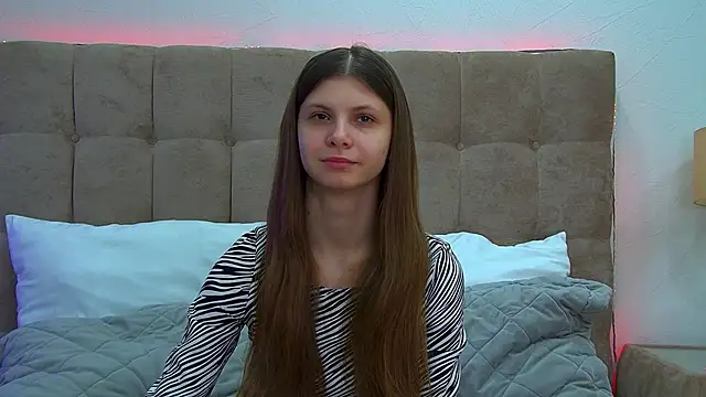 Snapshot of AudreyBarlow chatting on February 2025 06:22:01 AM AudreyBarlow online show from February 2025 06:22:01 AM