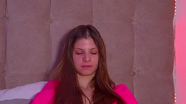 Snapshot of AudreyBarlow chatting on March 2025 03:38:02 PM AudreyBarlow online show from March 2025 03:38:02 PM