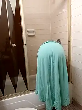 Jasmine FullsShine online show from March 2026 07:09:01 PM