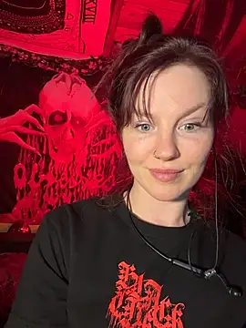 Snapshot of courtneyoccult chatting on October 2025 07:52:02 AM courtneyoccult online show from October 2025 07:52:02 AM