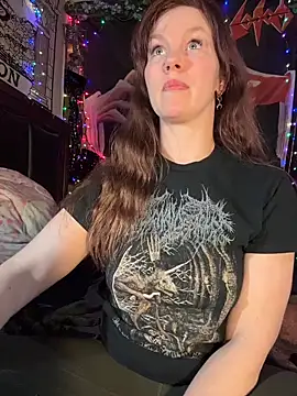 Snapshot of courtneyoccult chatting on November 2025 06:07:02 AM courtneyoccult online show from November 2025 06:07:02 AM