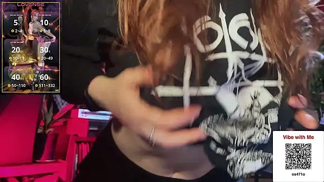 Snapshot of courtneyoccult chatting on December 2025 11:43:01 PM courtneyoccult online show from December 2025 11:43:01 PM